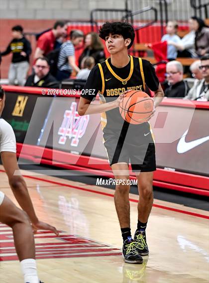 Thumbnail 1 in Rolling Hills Prep vs. Bosco Tech (Nike Extravaganza) photogallery.