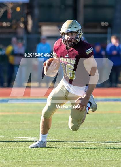 Thumbnail 1 in Oxford Hills vs. Thornton Academy (MPA Class A State Final) photogallery.