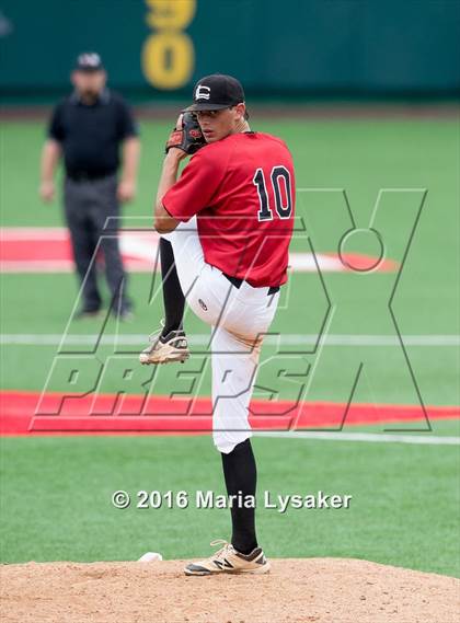 Thumbnail 2 in Langham Creek vs Deer Park (UIL 6A R3 Regional Final) photogallery.