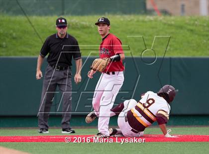 Thumbnail 1 in Langham Creek vs Deer Park (UIL 6A R3 Regional Final) photogallery.