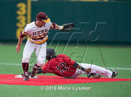 Thumbnail 3 in Langham Creek vs Deer Park (UIL 6A R3 Regional Final) photogallery.