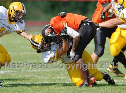 Thumbnail 3 in Lake Forest Academy vs. St. Laurence photogallery.