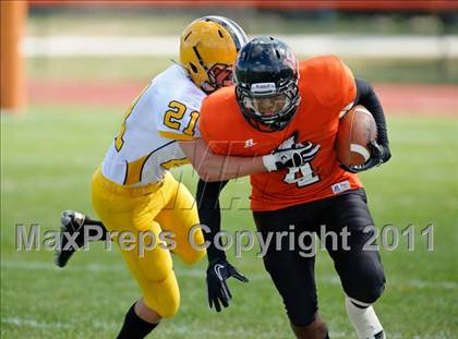 Thumbnail 2 in Lake Forest Academy vs. St. Laurence photogallery.