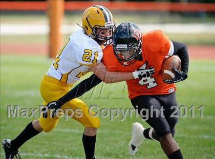 Thumbnail 1 in Lake Forest Academy vs. St. Laurence photogallery.