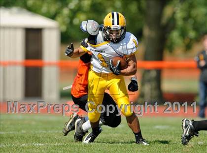 Thumbnail 3 in Lake Forest Academy vs. St. Laurence photogallery.