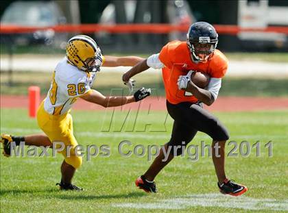 Thumbnail 1 in Lake Forest Academy vs. St. Laurence photogallery.