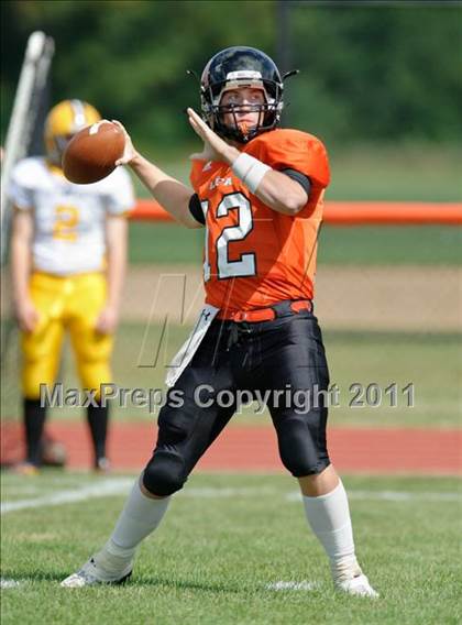 Thumbnail 1 in Lake Forest Academy vs. St. Laurence photogallery.
