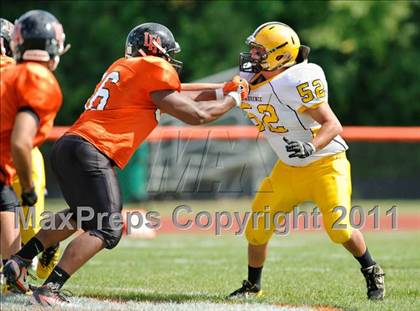 Thumbnail 3 in Lake Forest Academy vs. St. Laurence photogallery.