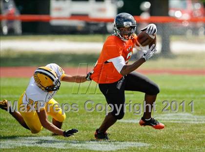 Thumbnail 2 in Lake Forest Academy vs. St. Laurence photogallery.