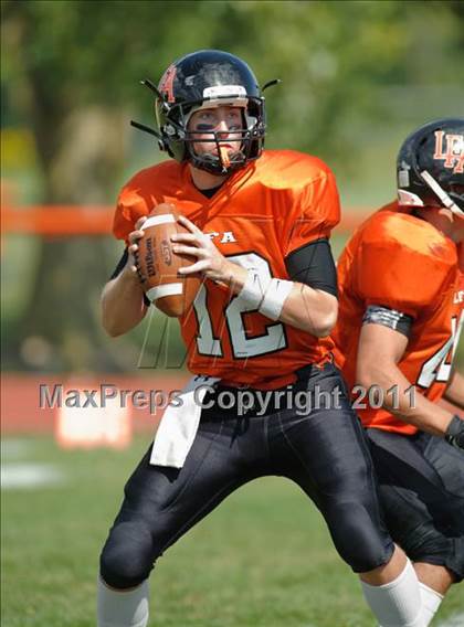 Thumbnail 3 in Lake Forest Academy vs. St. Laurence photogallery.