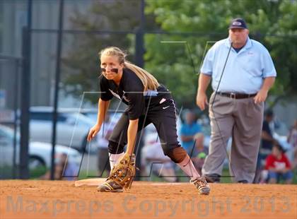 Thumbnail 2 in Mercy vs. Butler (KHSAA 6th Region Final) photogallery.