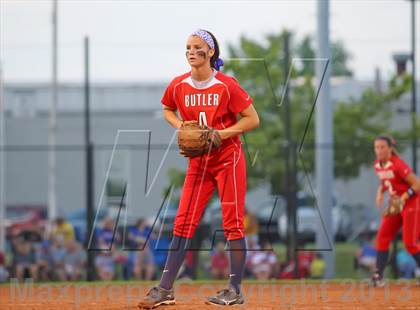 Thumbnail 2 in Mercy vs. Butler (KHSAA 6th Region Final) photogallery.