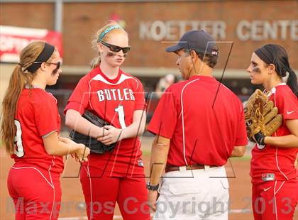 Thumbnail 1 in Mercy vs. Butler (KHSAA 6th Region Final) photogallery.
