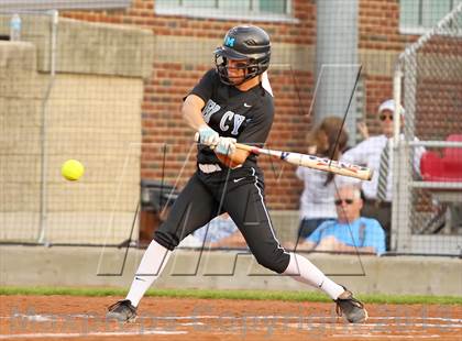 Thumbnail 1 in Mercy vs. Butler (KHSAA 6th Region Final) photogallery.