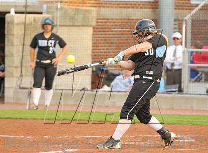 Thumbnail 2 in Mercy vs. Butler (KHSAA 6th Region Final) photogallery.