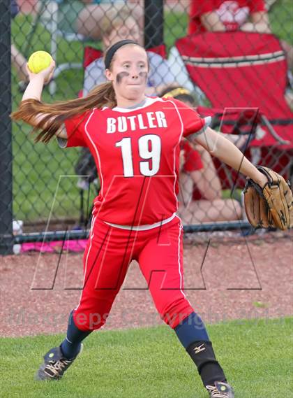 Thumbnail 3 in Mercy vs. Butler (KHSAA 6th Region Final) photogallery.