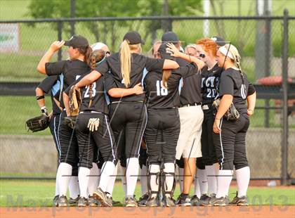 Thumbnail 3 in Mercy vs. Butler (KHSAA 6th Region Final) photogallery.
