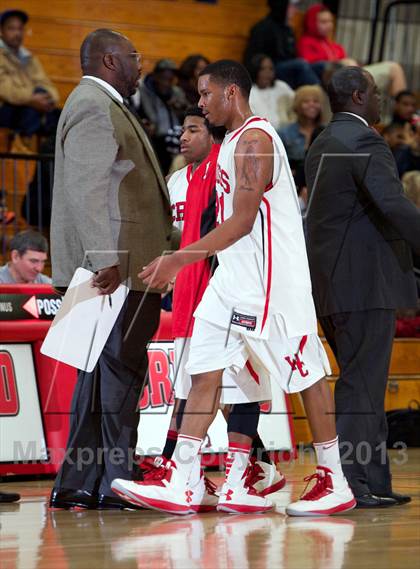 Thumbnail 3 in Xavier vs. Wilbur Cross (SCC Quarterfinal) photogallery.