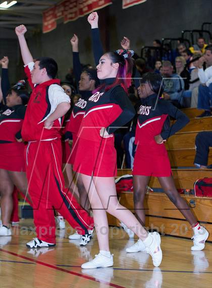 Thumbnail 3 in Xavier vs. Wilbur Cross (SCC Quarterfinal) photogallery.