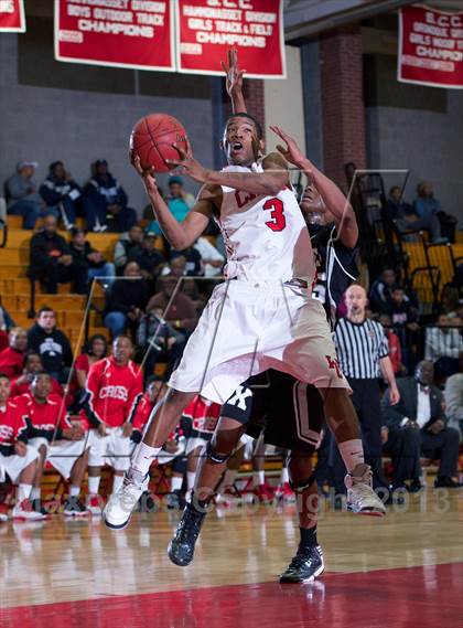 Thumbnail 2 in Xavier vs. Wilbur Cross (SCC Quarterfinal) photogallery.