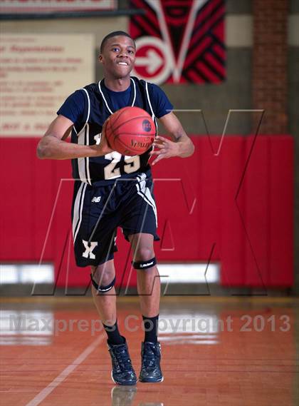 Thumbnail 3 in Xavier vs. Wilbur Cross (SCC Quarterfinal) photogallery.