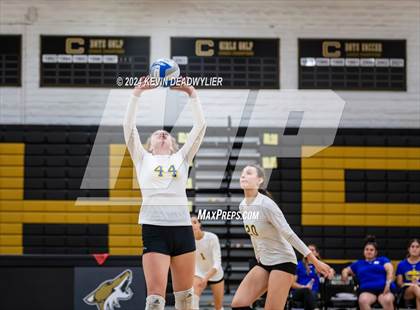 Thumbnail 2 in Louisville @ Calabasas photogallery.