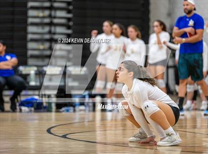 Thumbnail 1 in Louisville @ Calabasas photogallery.