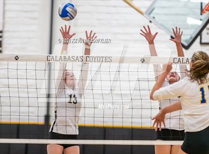 Thumbnail 2 in Louisville @ Calabasas photogallery.