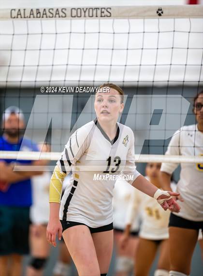 Thumbnail 1 in Louisville @ Calabasas photogallery.