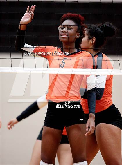 Thumbnail 2 in Bell vs Haltom photogallery.