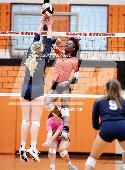 Thumbnail 2 in Bell vs Haltom photogallery.