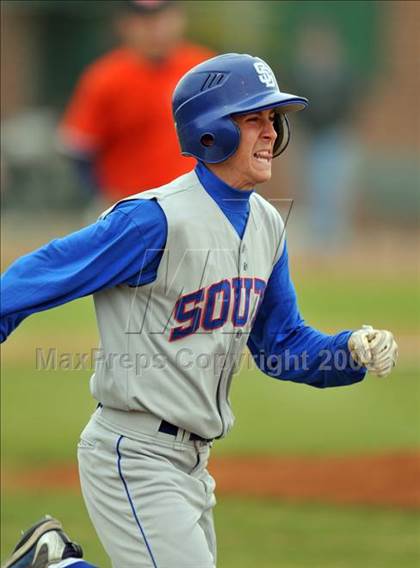 Thumbnail 3 in South Garland vs. Wakeland (Creekview Tournament) photogallery.