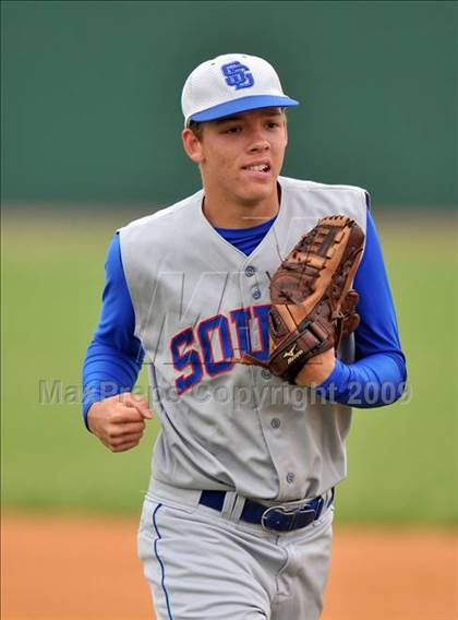 Thumbnail 2 in South Garland vs. Wakeland (Creekview Tournament) photogallery.