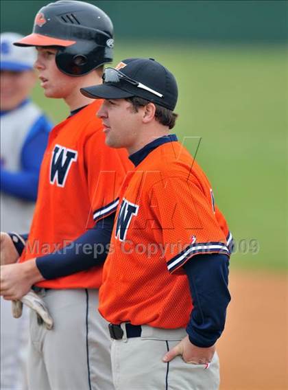 Thumbnail 2 in South Garland vs. Wakeland (Creekview Tournament) photogallery.