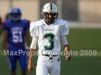 Thumbnail 1 in Hays vs. Huntsville (Texas Bi-District Playoffs) photogallery.