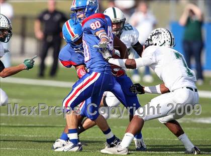 Thumbnail 2 in Hays vs. Huntsville (Texas Bi-District Playoffs) photogallery.