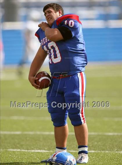 Thumbnail 3 in Hays vs. Huntsville (Texas Bi-District Playoffs) photogallery.