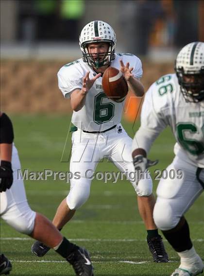 Thumbnail 3 in Hays vs. Huntsville (Texas Bi-District Playoffs) photogallery.