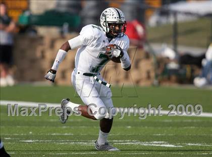 Thumbnail 3 in Hays vs. Huntsville (Texas Bi-District Playoffs) photogallery.