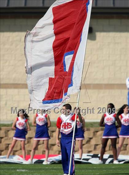Thumbnail 2 in Hays vs. Huntsville (Texas Bi-District Playoffs) photogallery.