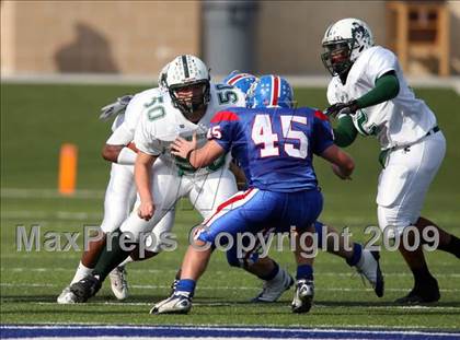 Thumbnail 3 in Hays vs. Huntsville (Texas Bi-District Playoffs) photogallery.