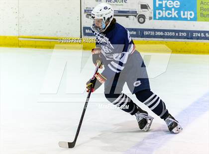 Thumbnail 3 in Morristown-Beard @ Chatham photogallery.