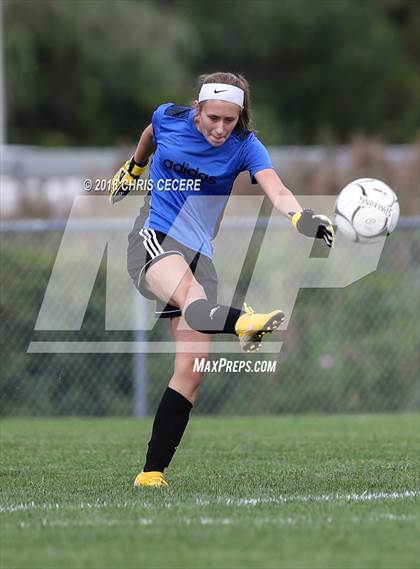 Thumbnail 3 in Webster Thomas @ Gates Chili photogallery.