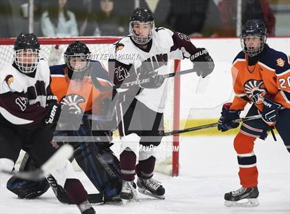 Thumbnail 2 in Lyman Hall/Haddam-Killingworth/Coginchaug @ North Haven photogallery.