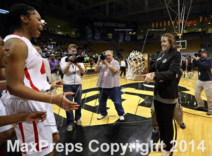 Thumbnail 2 in Regis Jesuit vs. Fossil Ridge (CHSAA 5A Final) photogallery.