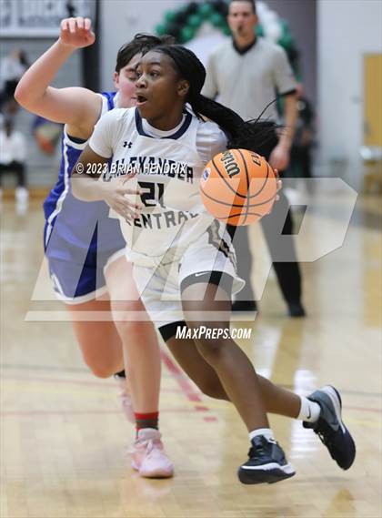 Thumbnail 3 in Alexander Central vs. Maiden photogallery.