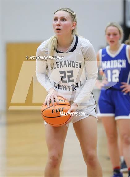 Thumbnail 1 in Alexander Central vs. Maiden photogallery.