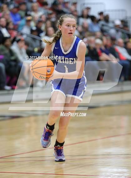 Thumbnail 3 in Alexander Central vs. Maiden photogallery.