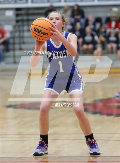 Thumbnail 3 in Alexander Central vs. Maiden photogallery.