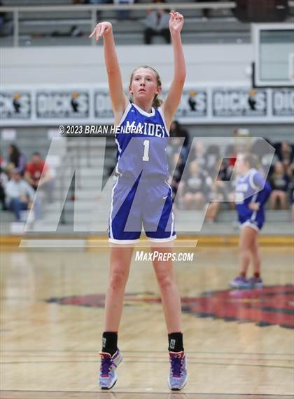 Thumbnail 2 in Alexander Central vs. Maiden photogallery.